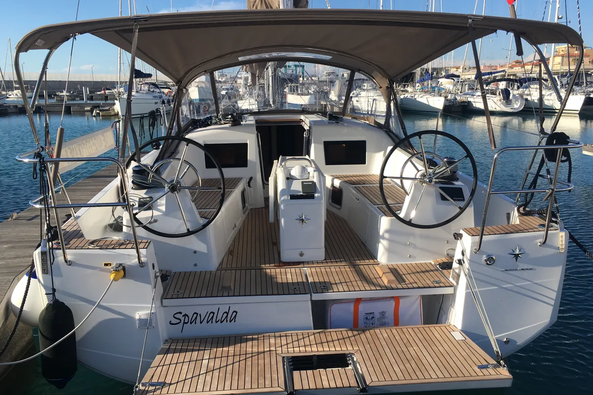 Cockpit of Spavalda, a Jeanneau Sun Odyssey 410 sailboat at San Vincenzo, Italy