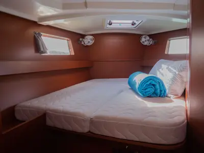 Cabin on Poison, a Beneteau Oceanis 41.1 sailboat at Bocca di Magra, Italy