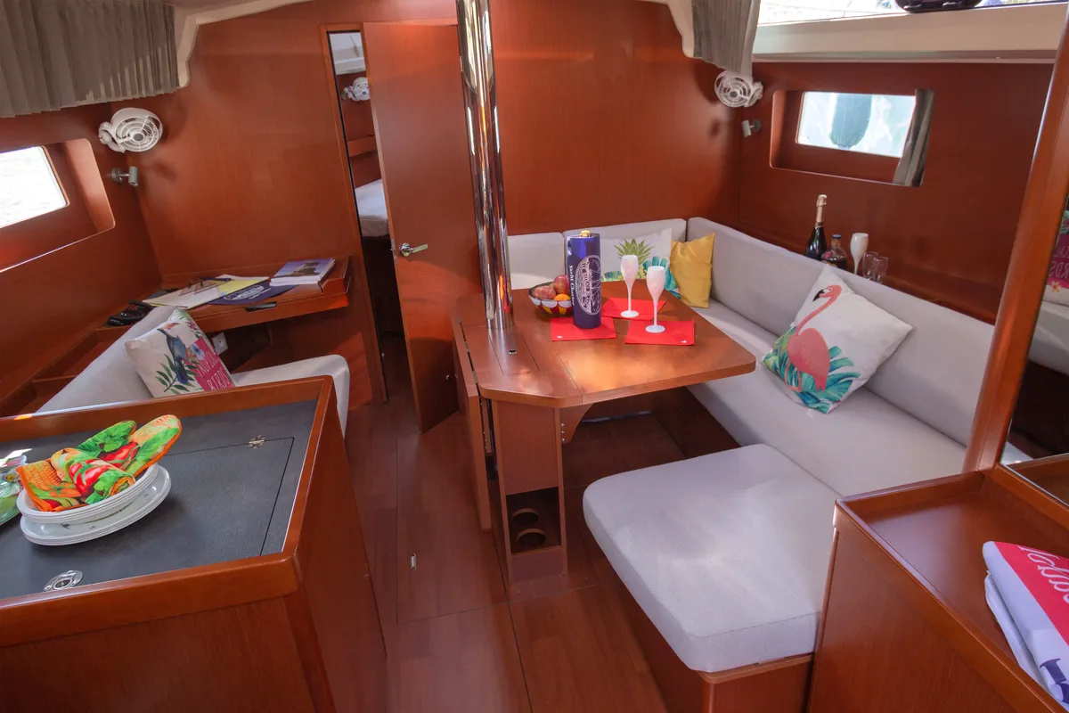 Salon of Poison, a Beneteau Oceanis 41.1 sailboat at Bocca di Magra, Italy