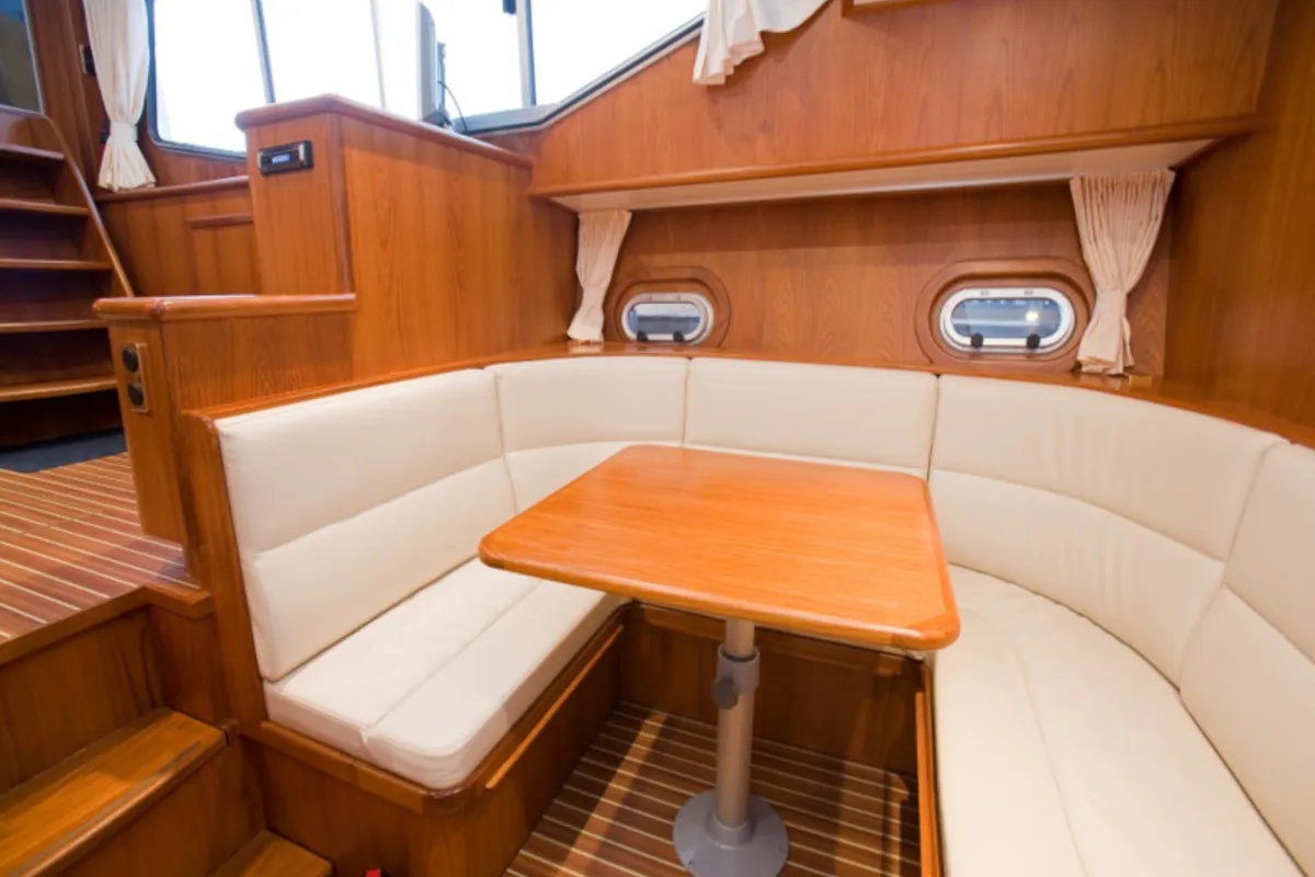 Salon of Drait 77, a De Drait Advantage 42 motorboat at Woudsend, Netherlands