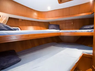 Cabin on Drait 77, a De Drait Advantage 42 motorboat at Woudsend, Netherlands