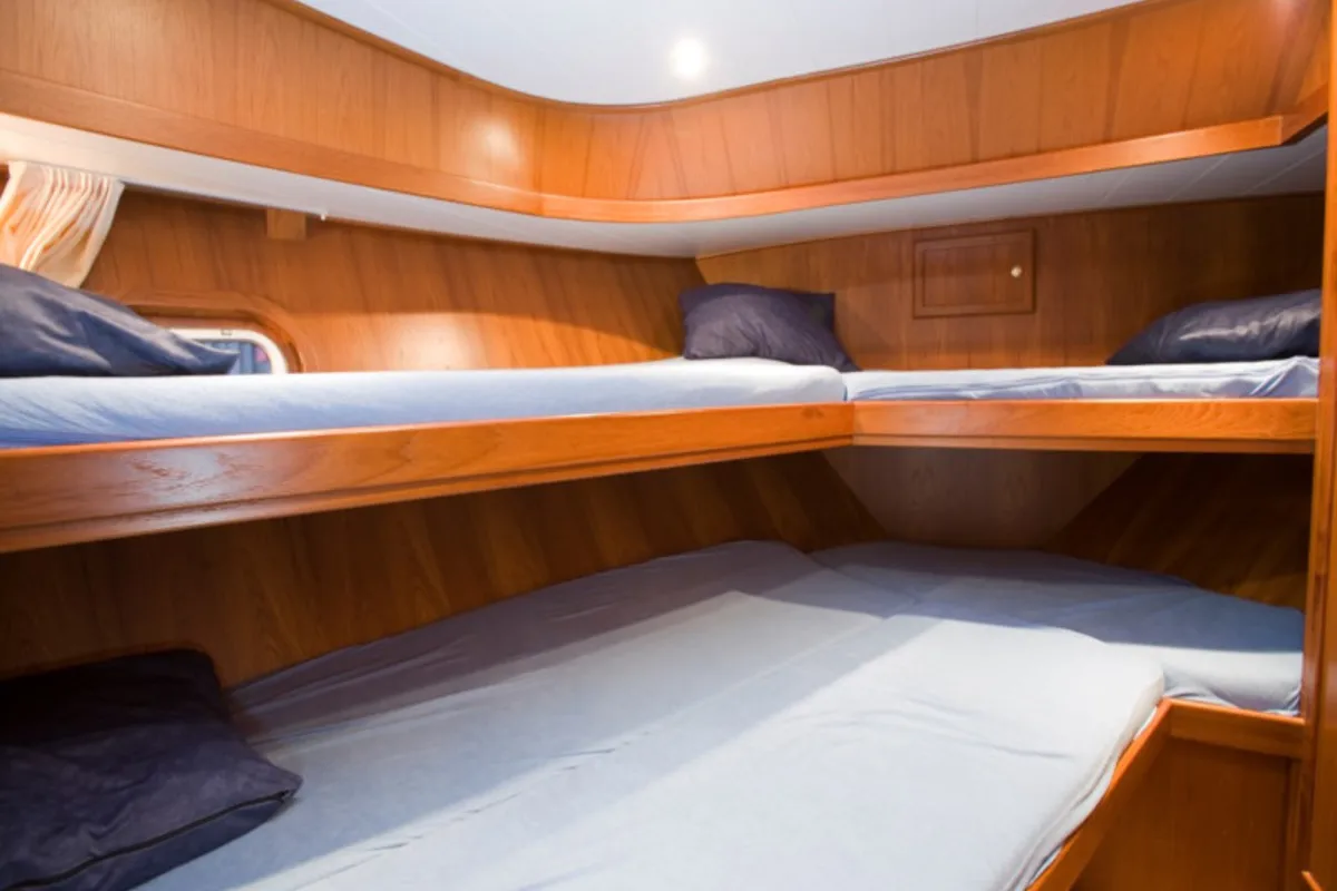 Cabin on Drait 77, a De Drait Advantage 42 motorboat at Woudsend, Netherlands