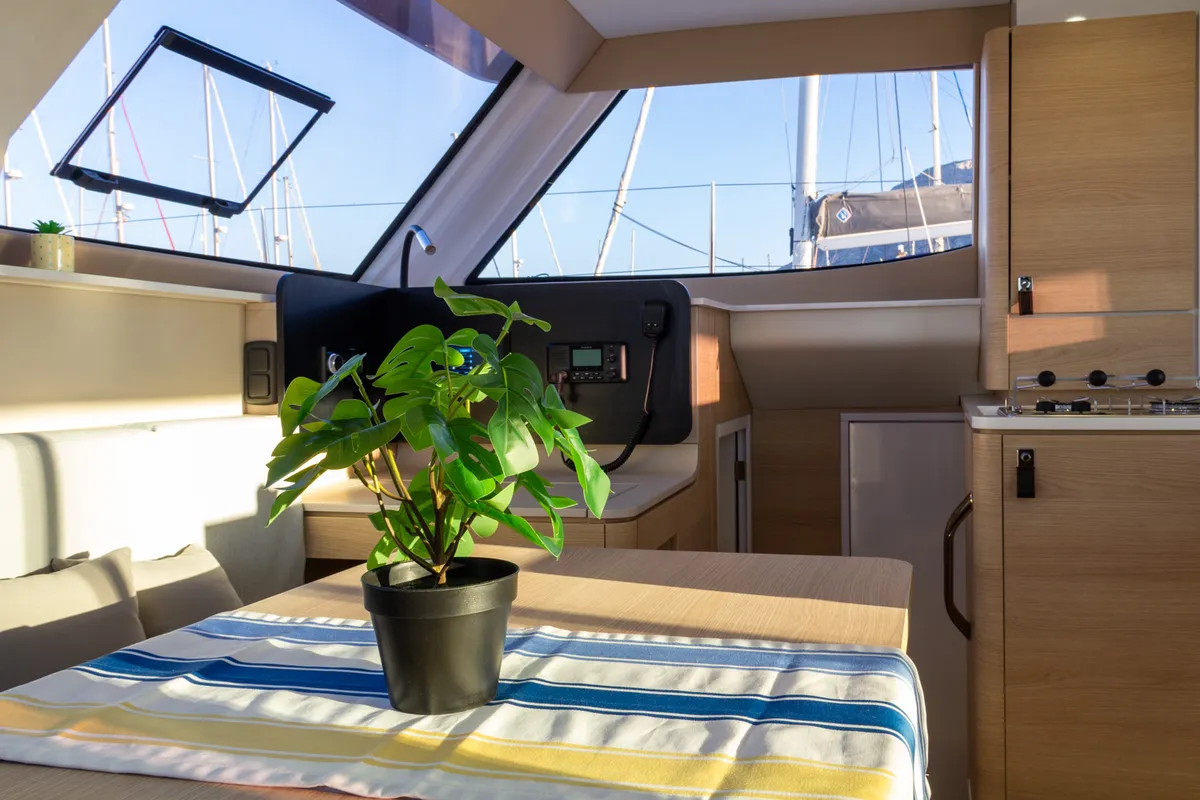 Salon of Flor de Ibiza, a Aventura 37 catamaran at Dénia, Spain