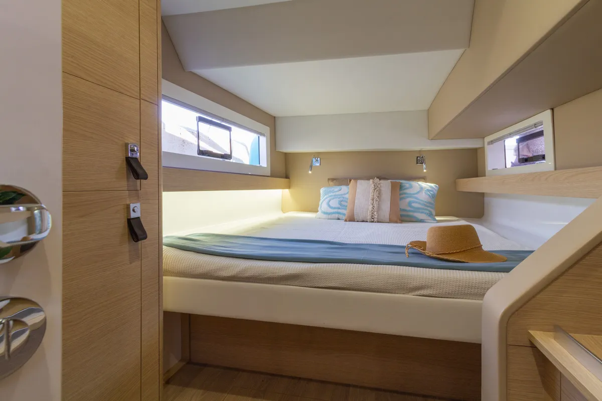 Cabin on Flor de Ibiza, a Aventura 37 catamaran at Dénia, Spain