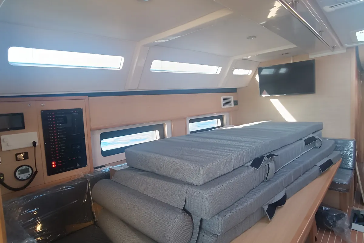 Salon of Dona, a D&D Kufner 50 sailboat at Punat, Croatia