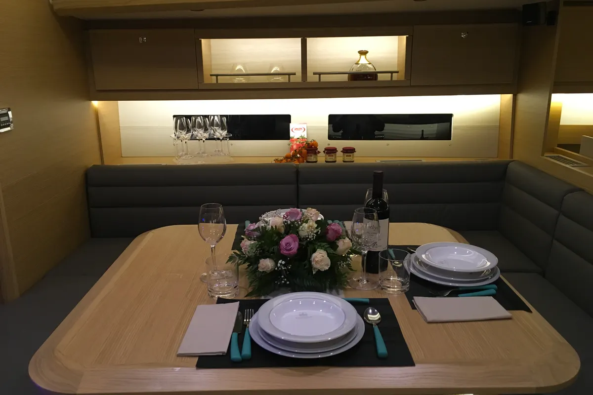 Salon of INVICTUS, a Dufour 56 Exclusive sailboat at Capo d'Orlando, Italy