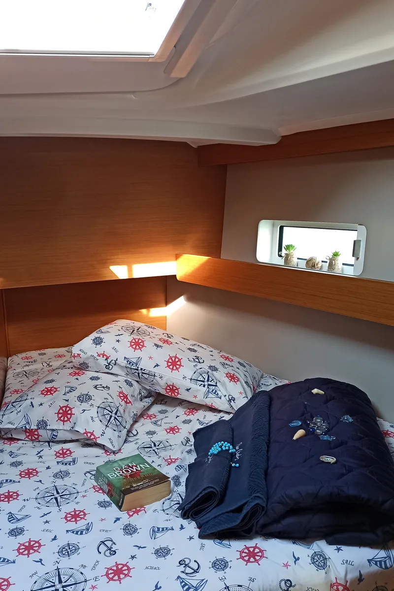 Cabin on Adamastos, a Jeanneau Sun Odyssey 490 sailboat at Preveza, Greece