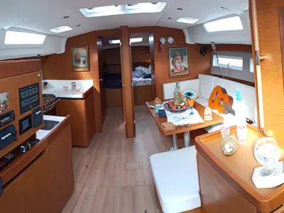 Salon of Adamastos, a Jeanneau Sun Odyssey 490 sailboat at Preveza, Greece