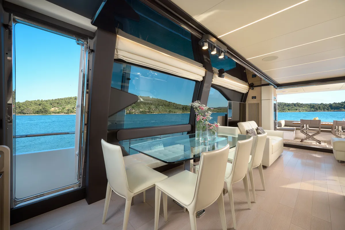 Salon of Alyss, a Azimut 72 motor yacht at Skradin, Croatia