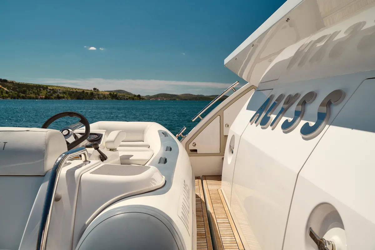 Alyss, a Azimut 72 motor yacht at Skradin, Croatia