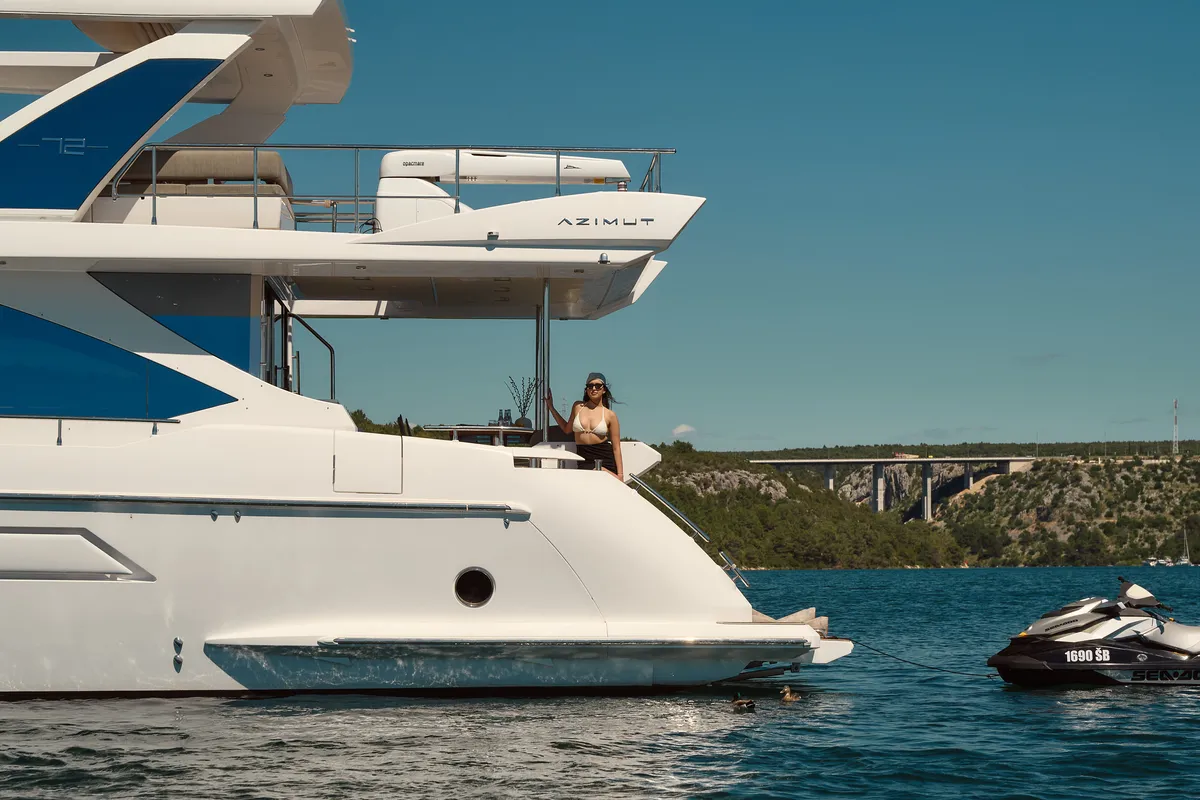 Exterior view of Alyss, a Azimut 72 motor yacht at Skradin, Croatia