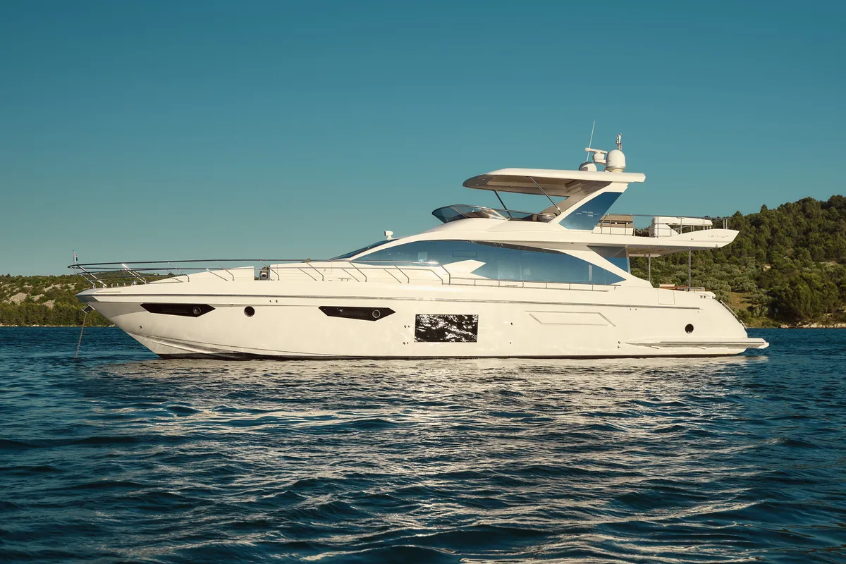 Exterior view of Alyss, a Azimut 72 motor yacht at Skradin, Croatia