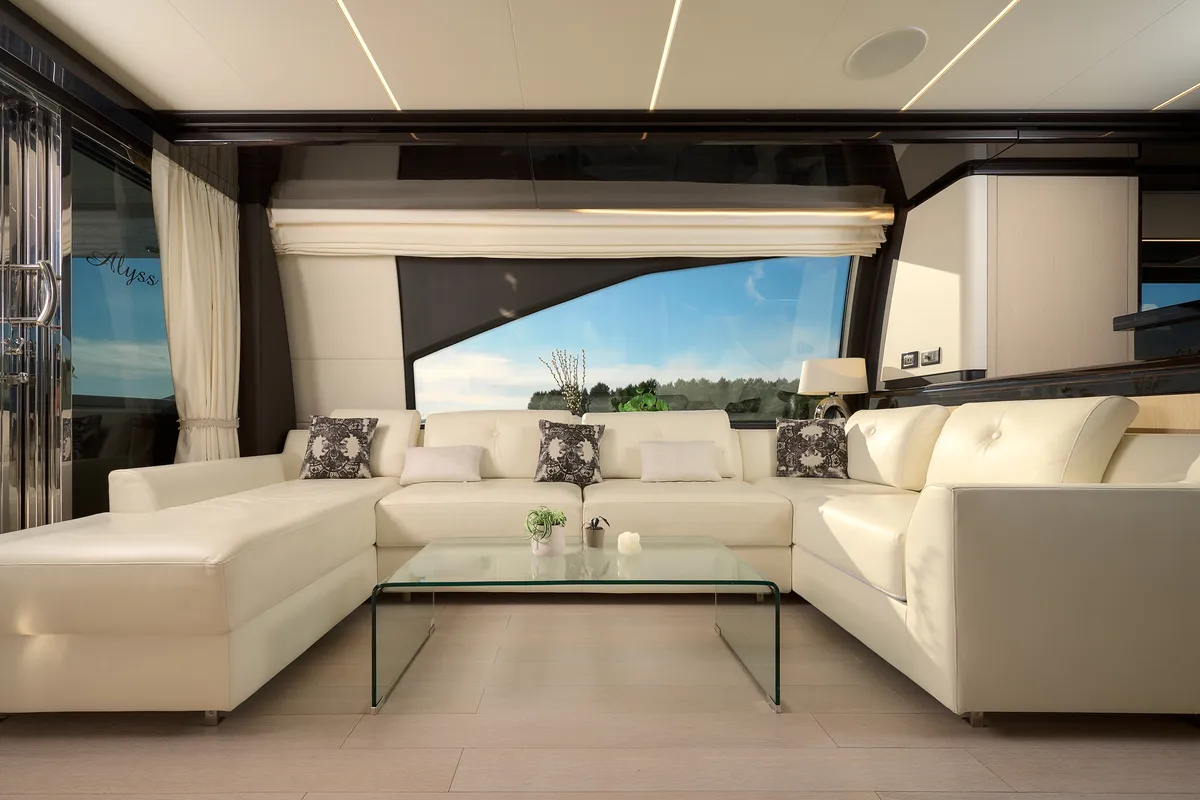 Salon of Alyss, a Azimut 72 motor yacht at Skradin, Croatia