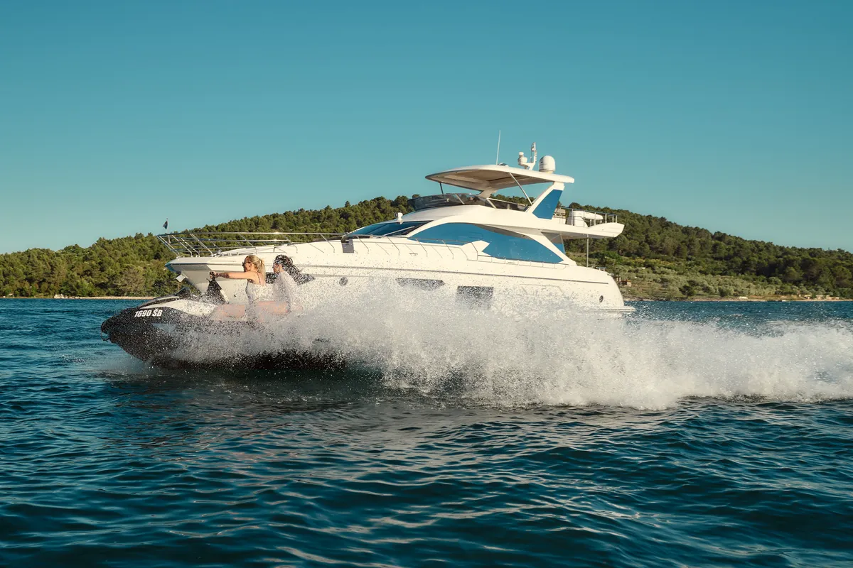 Alyss, a Azimut 72 motor yacht at Skradin, Croatia