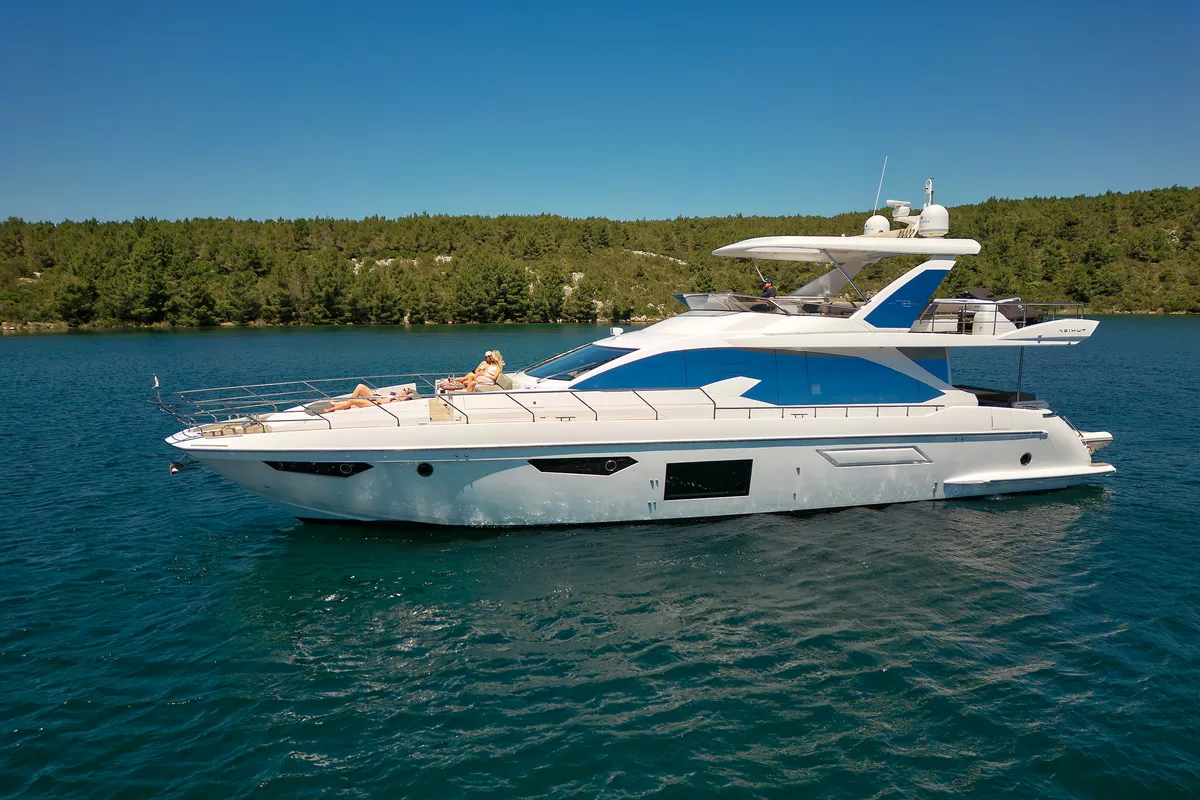 Exterior view of Alyss, a Azimut 72 motor yacht at Skradin, Croatia