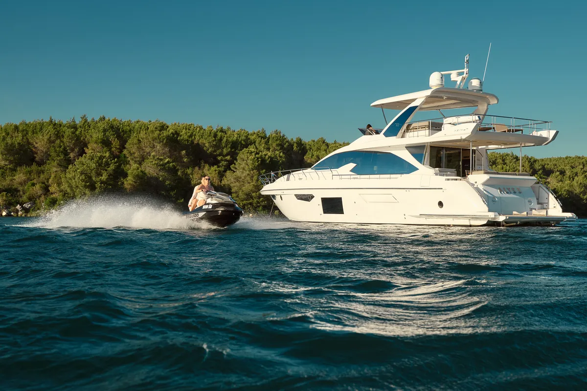 Alyss, a Azimut 72 motor yacht at Skradin, Croatia
