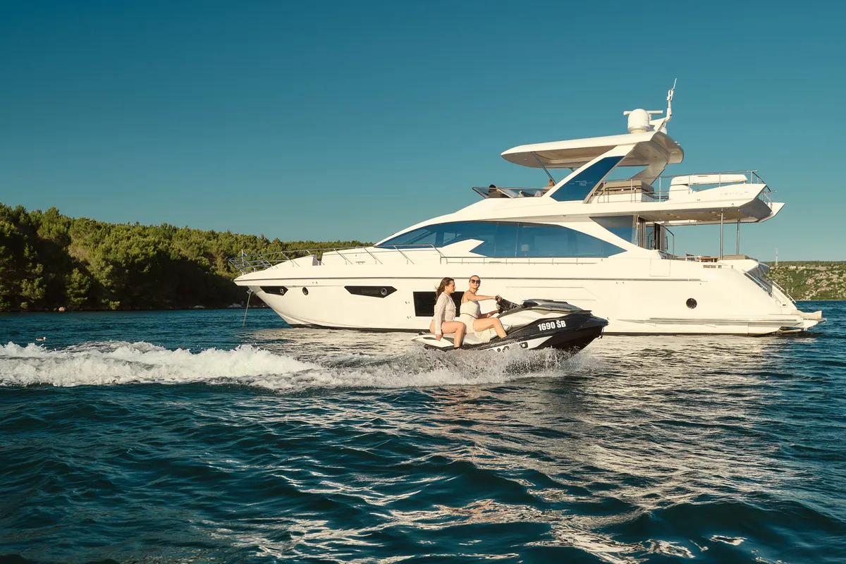 Exterior view of Alyss, a Azimut 72 motor yacht at Skradin, Croatia