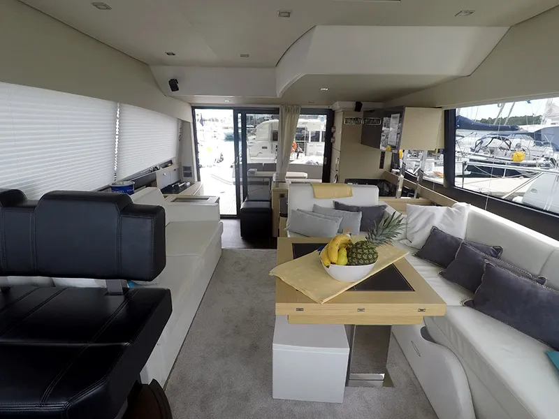 Salon of Serendipity I, a Prestige 500 motorboat at Grad Šibenik, Croatia