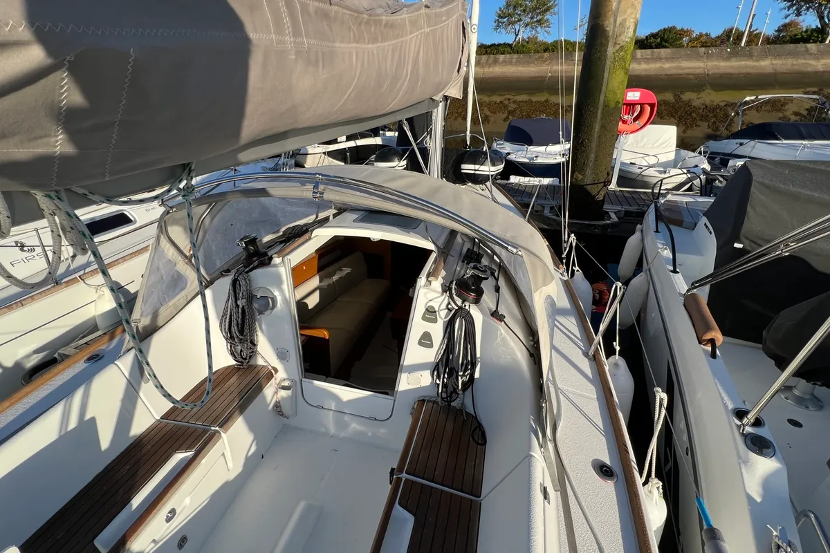 Deck of Marlem, a Beneteau First 25 S sailboat at Kerners, France