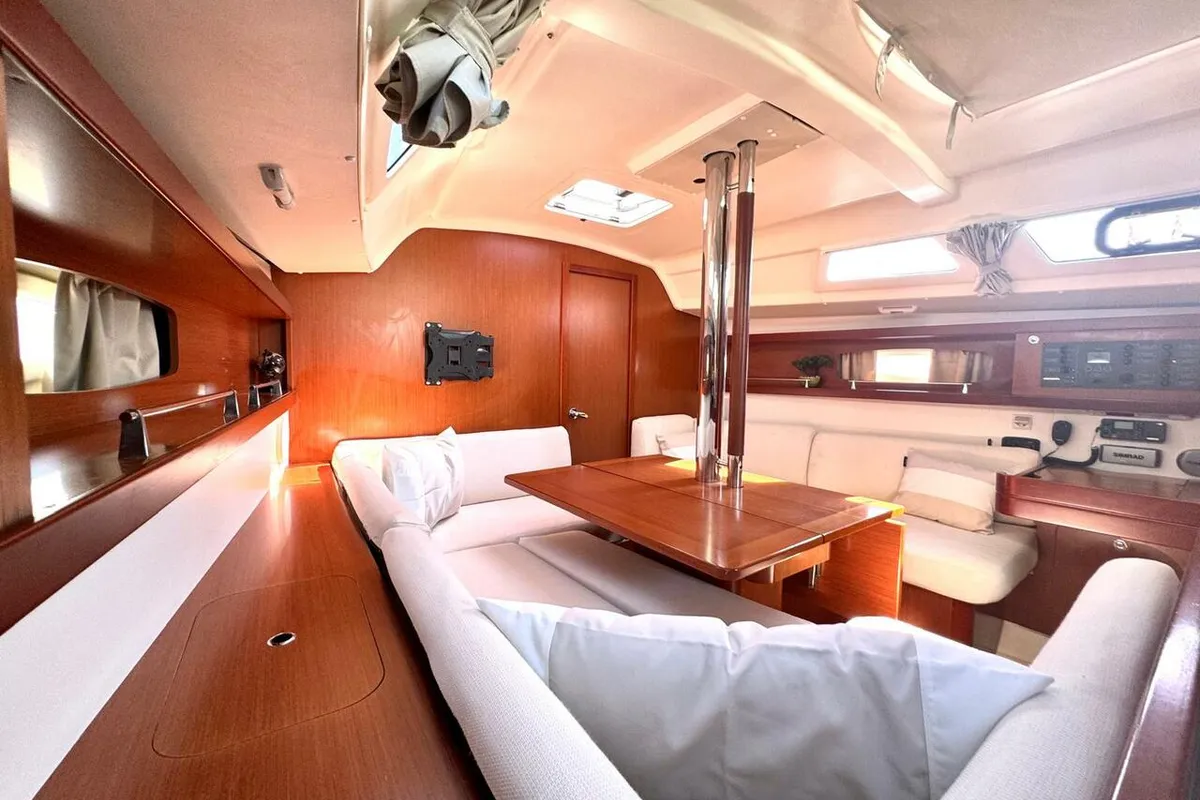 Salon of Finia, a Beneteau Oceanis 34 sailboat at Grad Opatija, Croatia