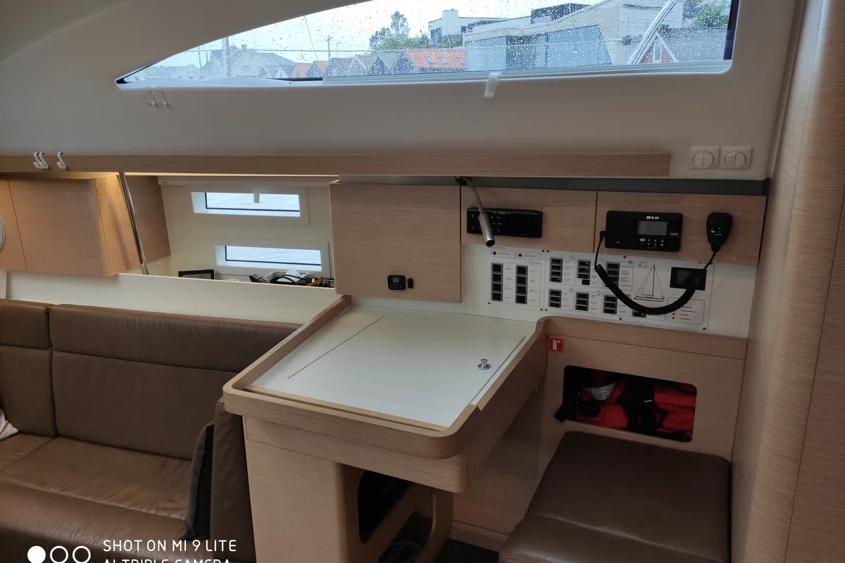 Salon of Perlen, a Elan Impression 45 sailboat at Bergen, Norway