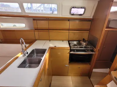 Galley of Grenat, a Jeanneau Sun Odyssey 379 sailboat at Saint-Cast-le-Guildo, France