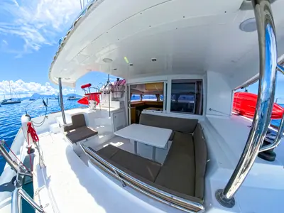 Deck of Poe Reva, a Lagoon 400 S2 catamaran at Papeete, France