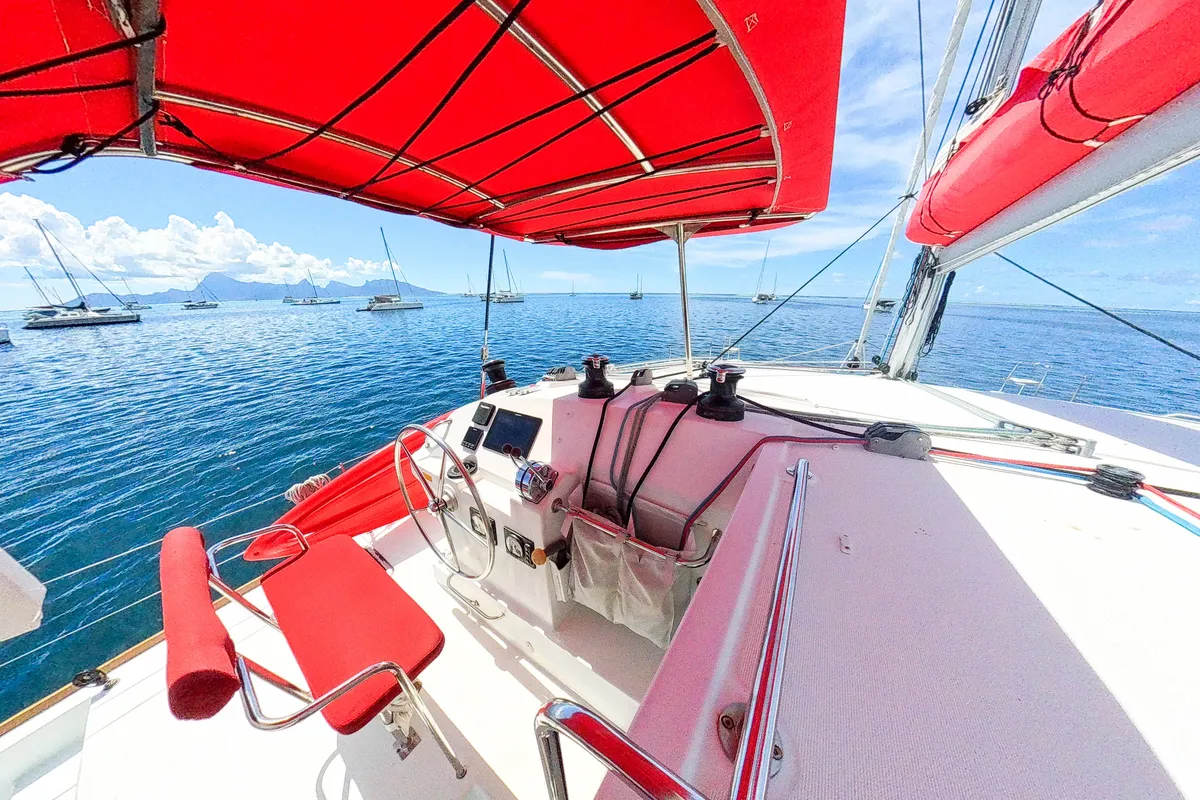 Cockpit of Poe Reva, a Lagoon 400 S2 catamaran at Papeete, France