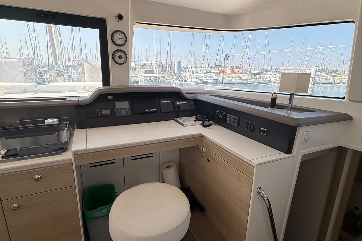 Bagatelle, a Bali 4.1 catamaran at Port de Sete, France