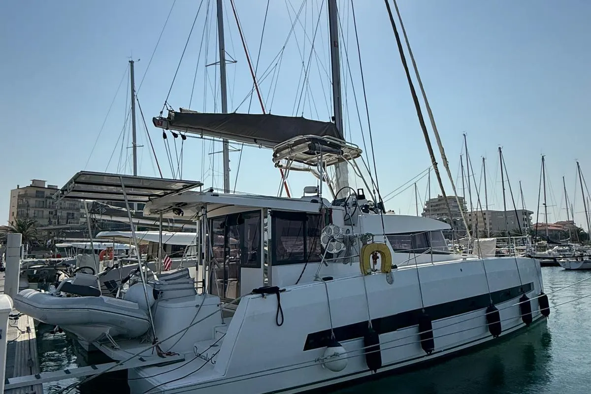 Bagatelle, a Bali 4.1 catamaran at Port de Sete, France