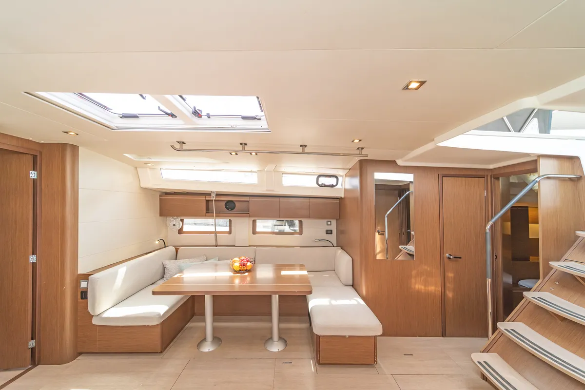 Salon of Babakita, a Beneteau Oceanis 51.1 sailboat at Kontokali, Greece