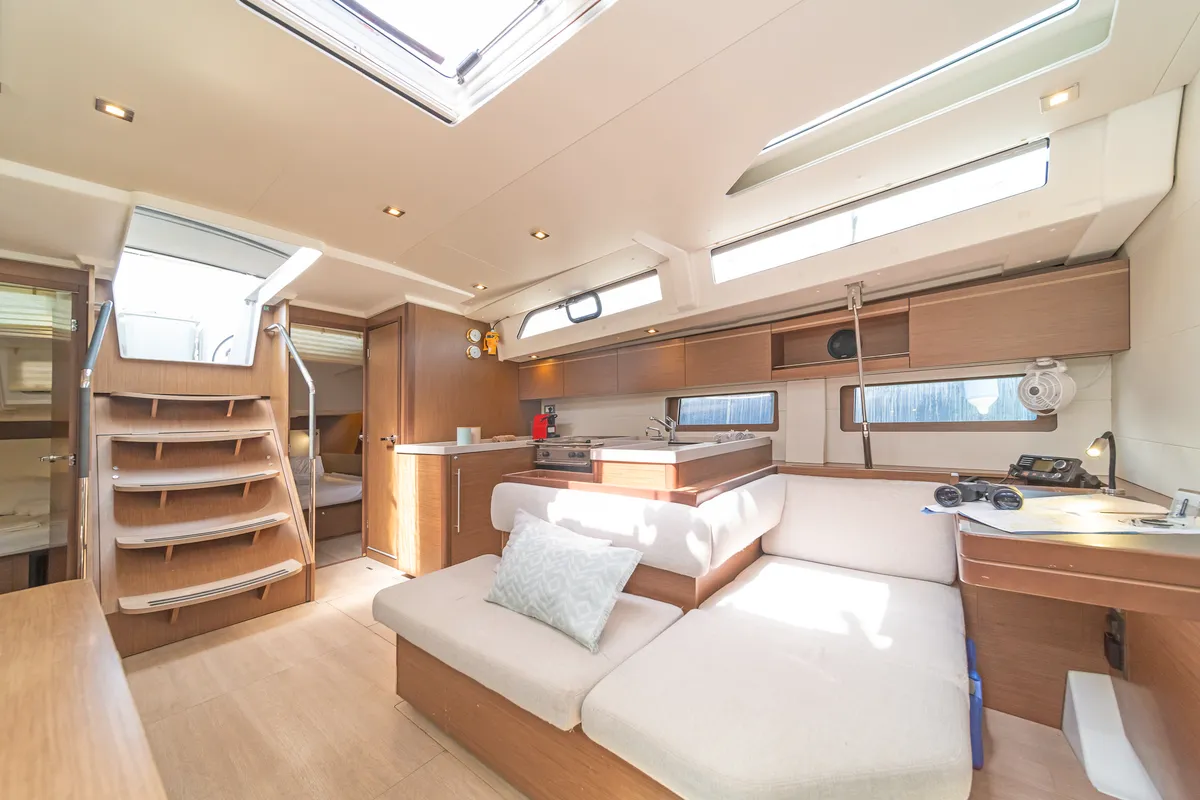 Salon of Babakita, a Beneteau Oceanis 51.1 sailboat at Kontokali, Greece