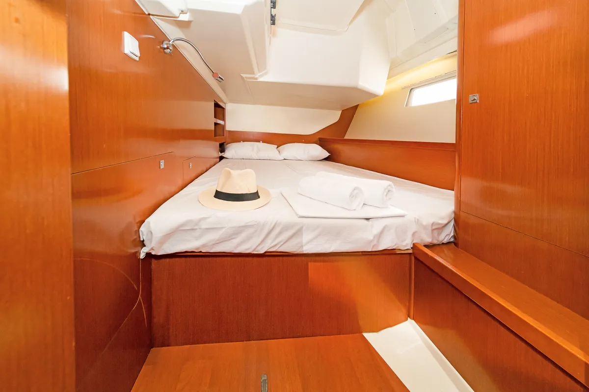 Cabin on Quantum, a Beneteau Oceanis 45 sailboat at Municipal Unit of Rhodes, Greece