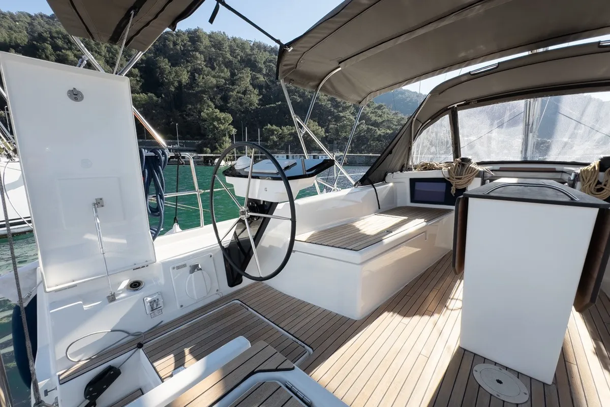 Cockpit of Los Angeles, a Dufour 41 sailboat at Fethiye, Turkey