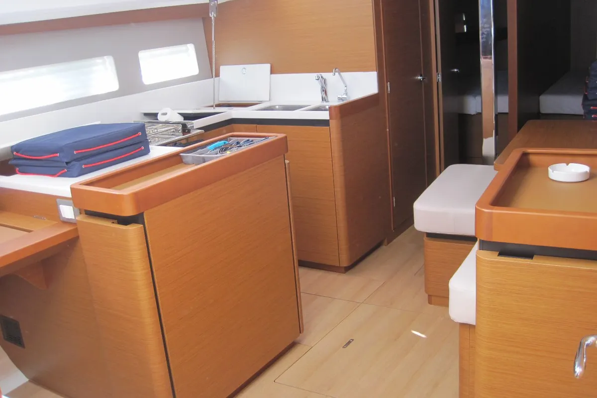 Salon of Erminia, a Jeanneau Sun Odyssey 440 sailboat at Capo d'Orlando, Italy