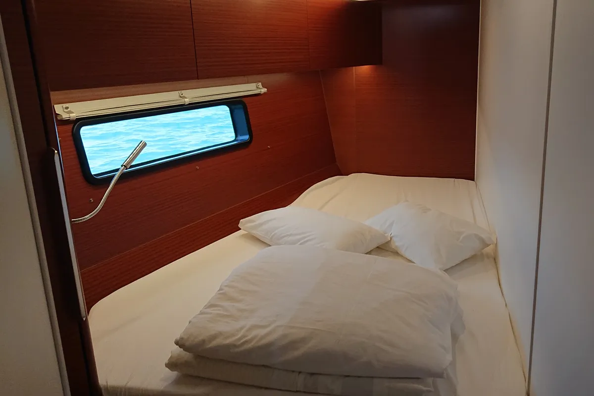 Cabin on Vaya, a Hanse 460 sailboat at Medulin, Croatia