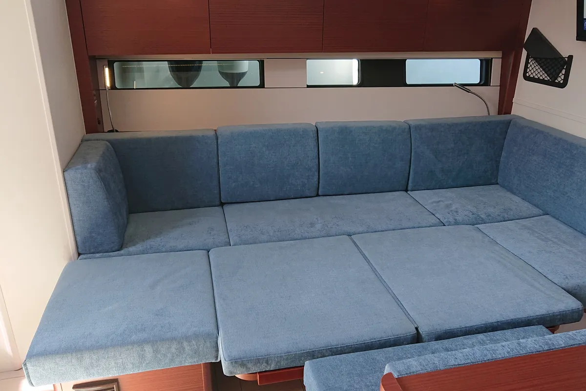 Salon of Vaya, a Hanse 460 sailboat at Medulin, Croatia