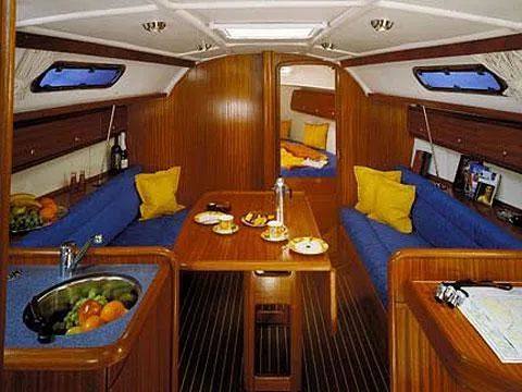 Salon of Avanti due, a Bavaria 32 sailboat at Gåshaga, Sweden