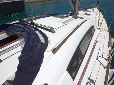 Deck of Aias, a Beneteau Oceanis 43 sailboat at Municipal Unit of Megara, Greece