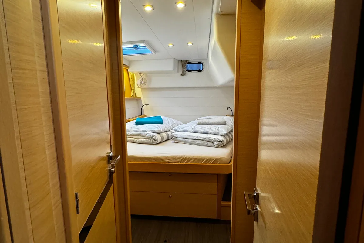Cabin on Kat el Mar, a Lagoon 450 Fly catamaran at Općina Rogoznica, Croatia