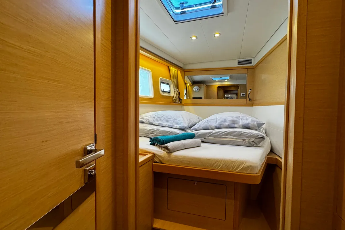 Cabin on Kat el Mar, a Lagoon 450 Fly catamaran at Općina Rogoznica, Croatia