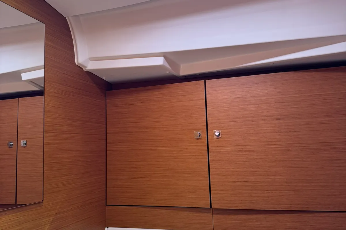 Cabin on ZikkZakk, a Jeanneau Sun Odyssey 409 sailboat at Bergen, Norway