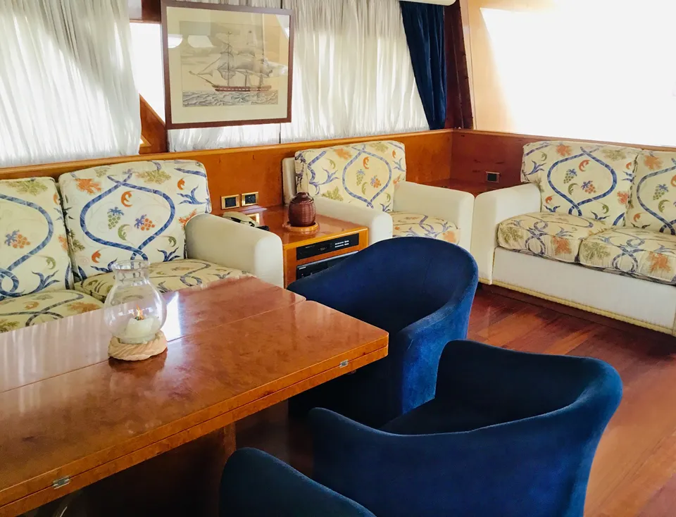 Salon of Teddy Bear, a Cantieri di Pisa Pegasus 80 motor yacht at Palermo, Italy