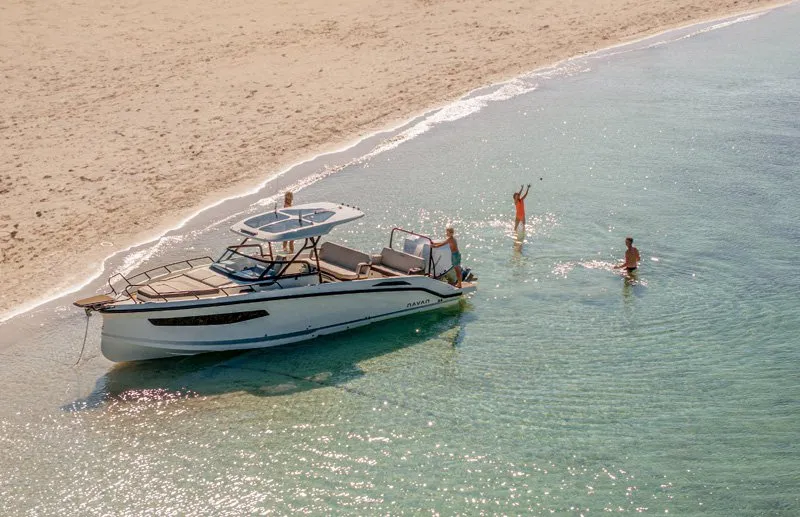 NN, a Navan S30 motorboat at Cannigione, Italy