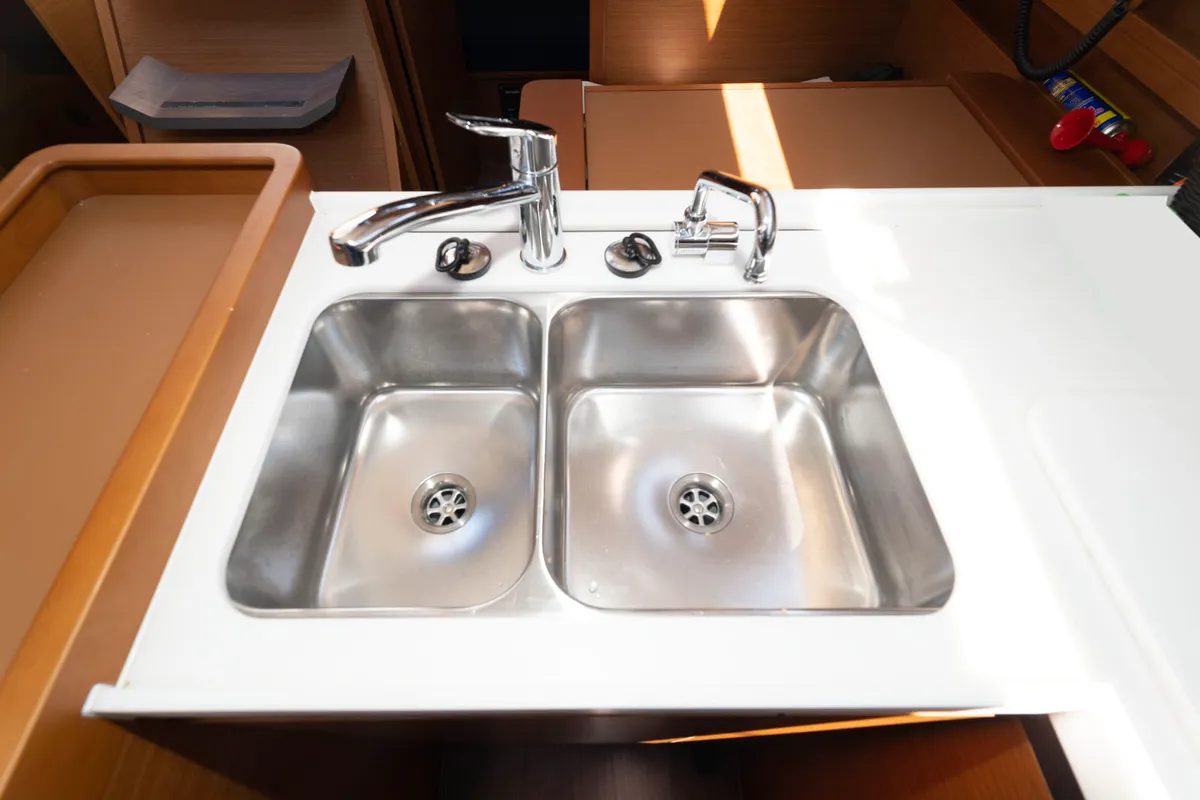 Galley of SuElli, a Jeanneau Sun Odyssey 410 sailboat at Felanitx, Spain