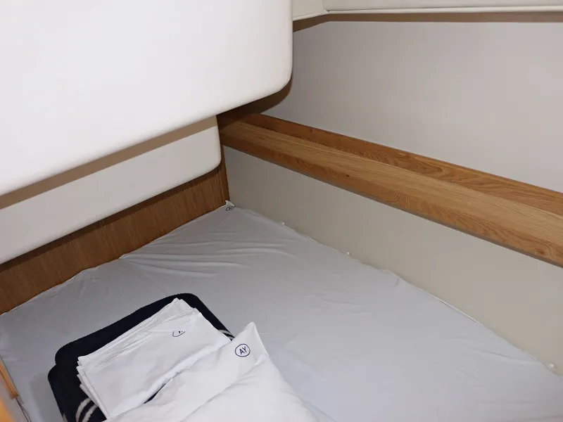 Cabin on Jedva, a SAS - Vektor Adria 1002 Vektor motorboat at Općina Sukošan, Croatia