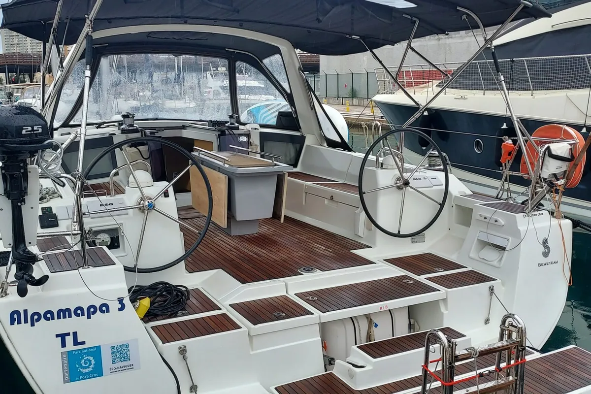 Cockpit of Alpamapa, a Beneteau Oceanis 45 sailboat at Toulon, France