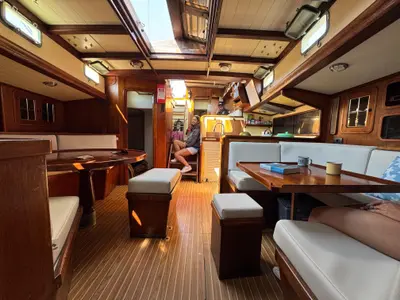 Salon of La Peregrina, a Gulet Frers 72 sailboat at Baiona, Spain