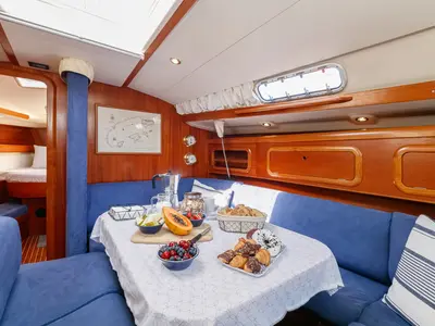Salon of Nemo, a Grand Soleil 43 sailboat at Baiona, Spain
