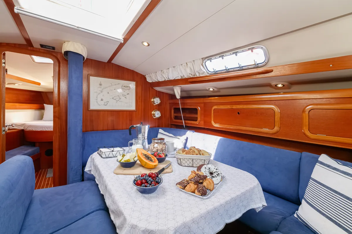 Salon of Nemo, a Grand Soleil 43 sailboat at Baiona, Spain